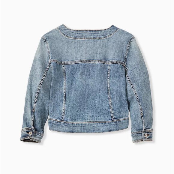 🆕 3X CROP COLLARLESS DENIM JACKET - LIGHT WASH - Picture 2 of 6